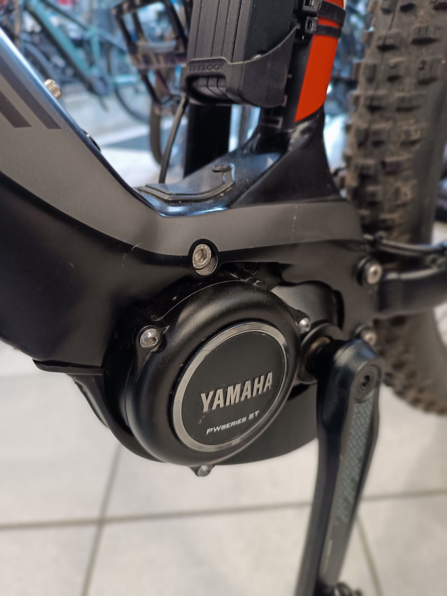 Lapierre MTB 27.5" rower elektryczny Yamaha PW-ST 500Wh - idealny stan