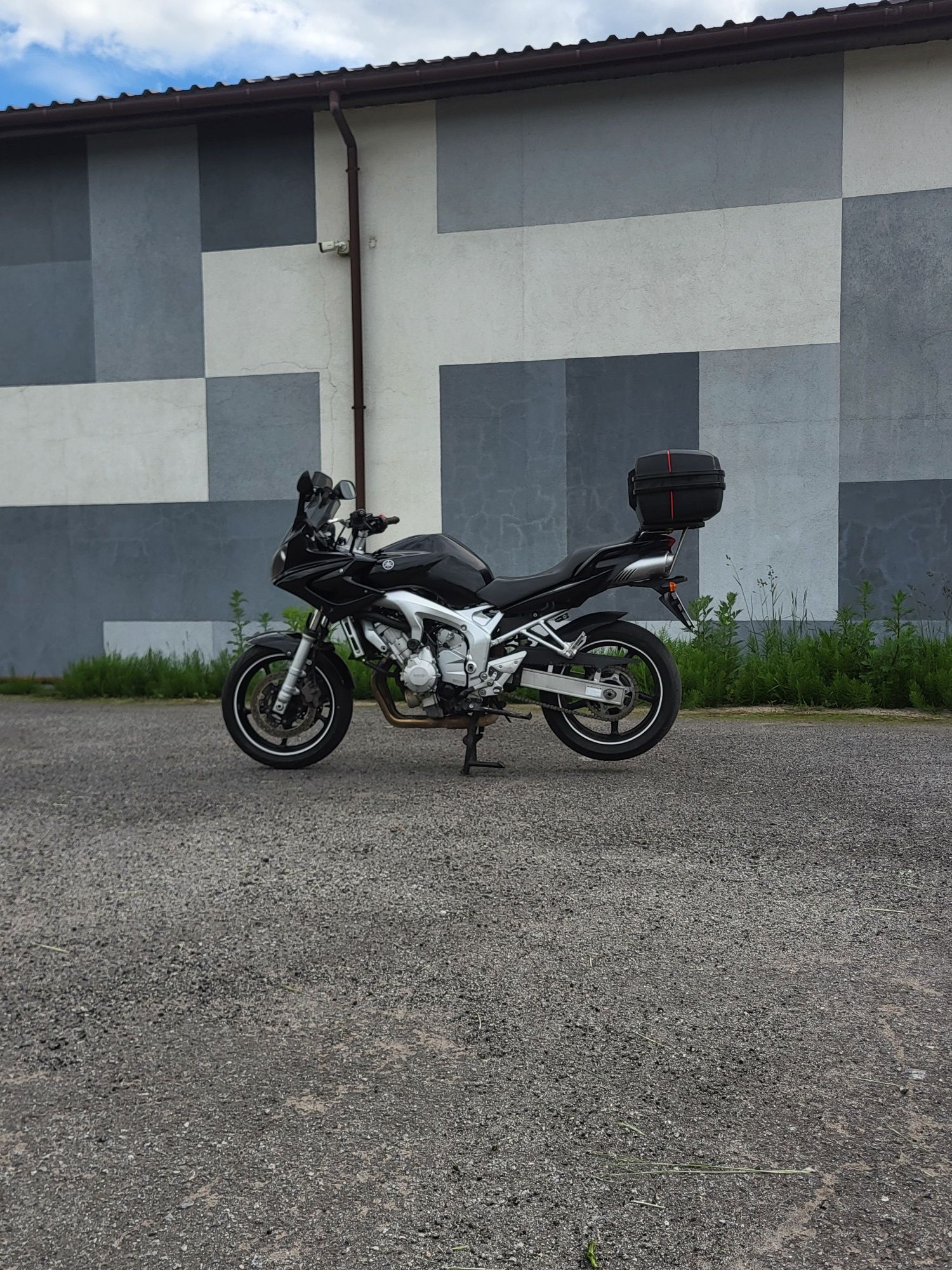Yamaha fz6 s1 2008р