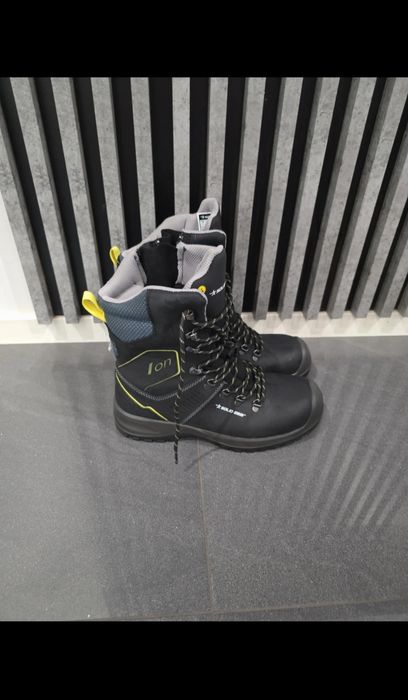 Nowe buty robocze zimowe Solid Gear