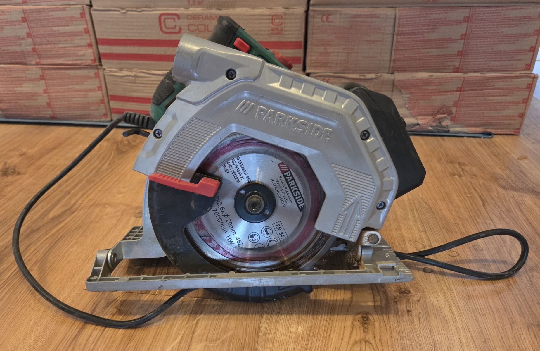 Pilarka Tarczowa PARKSIDE PHKS 1350 C2