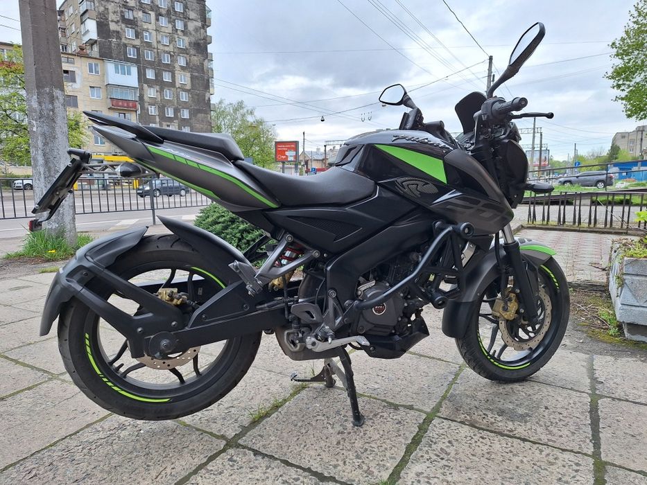 Bajaj Pulsar NS 200 ідеальний стан 24 к.с. пробіг 9000 км