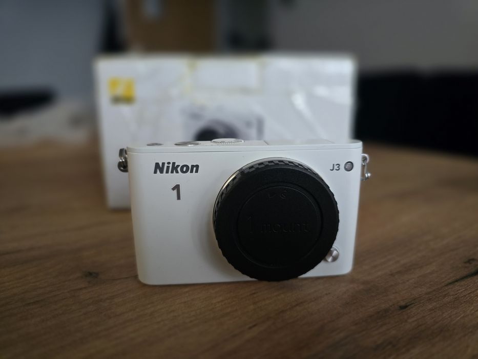 Nikon 1 j3 + obiektyw nikon 10-30
