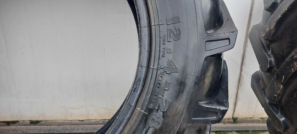 Opona/opony 12.4-28  MITAS 12.4/28 - druga GRATIS