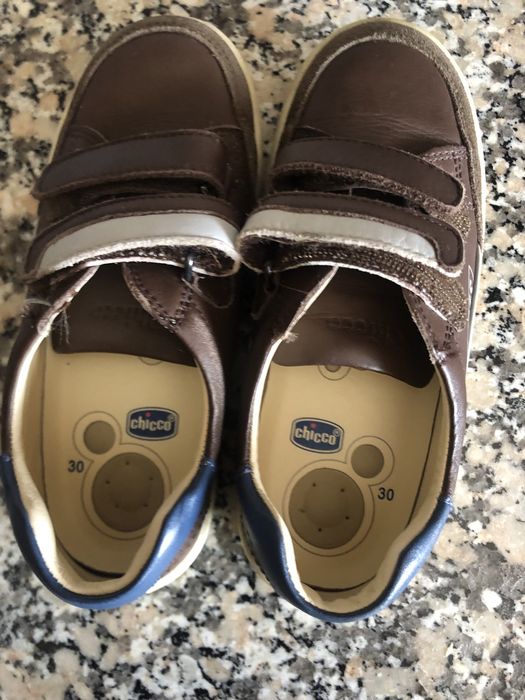 Sapatos chicco ……