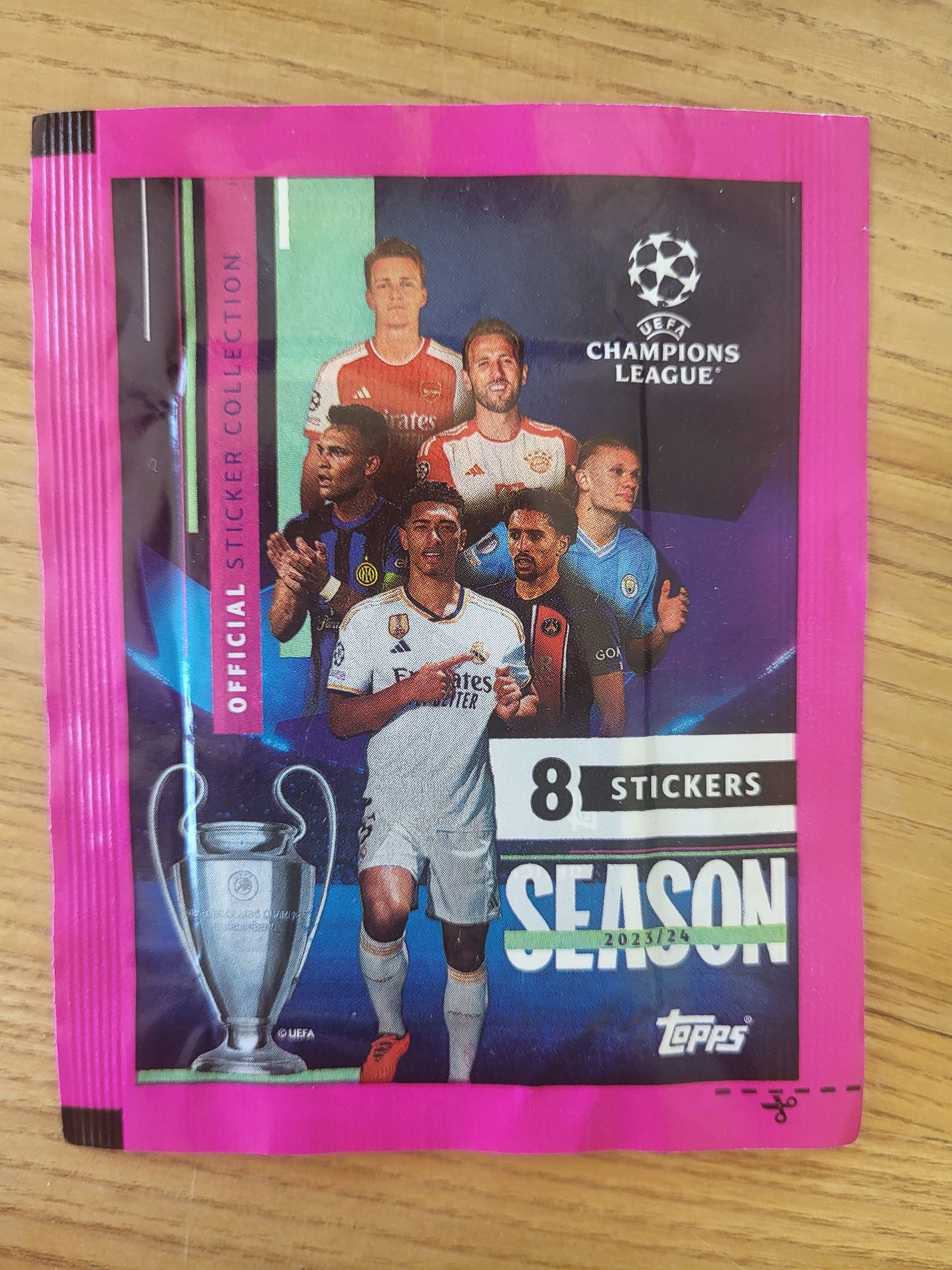 Saszetki Topps UEFA Champions League 2023/2024 naklejki