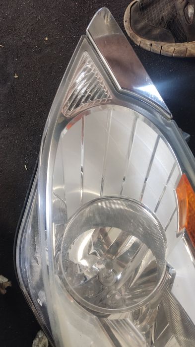 Lampa przód przednia prawa ford Kuga mk1