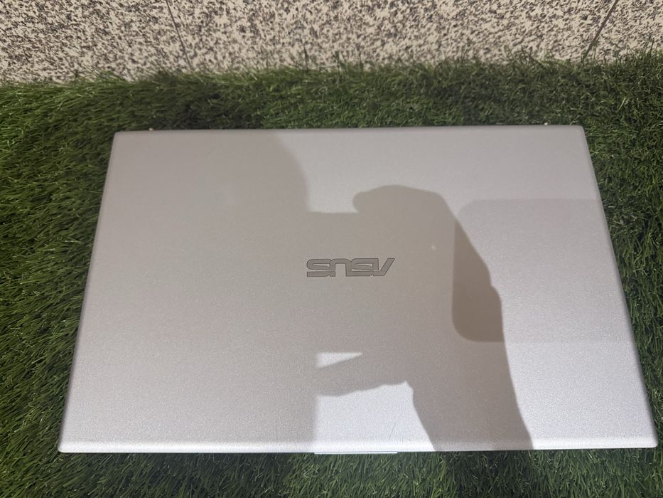 Asus Vivobook F512j