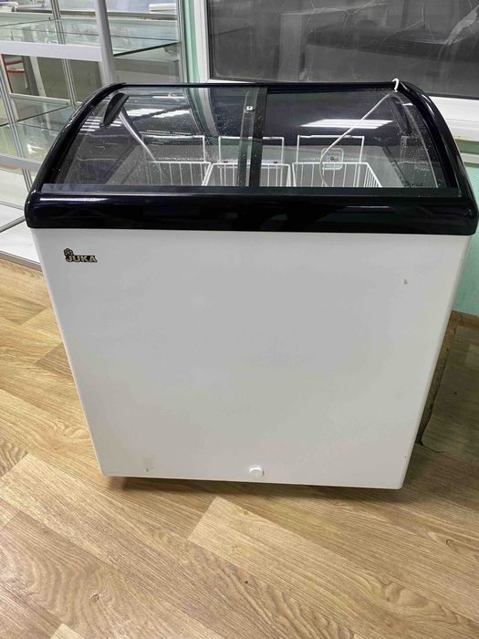 Морозильний лар професійний для торгівлі і зберігання JUKA M200S