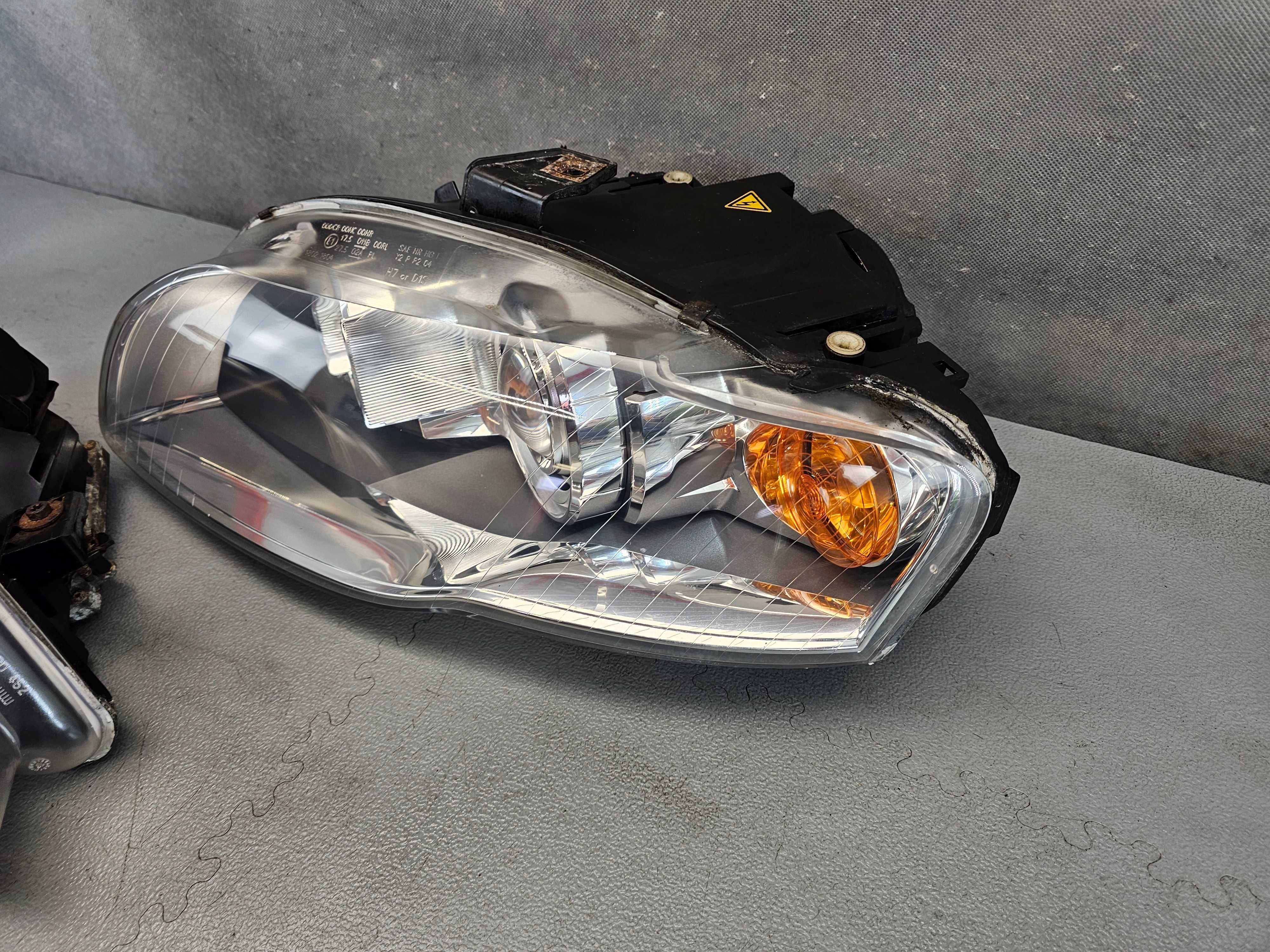 Audi A4 B7 Lampy Przód Przednie Bi-Xenon Komplet Lewa + Prawa EU IGŁA