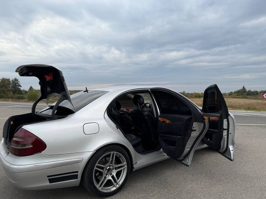 Mercedes Eclass w211