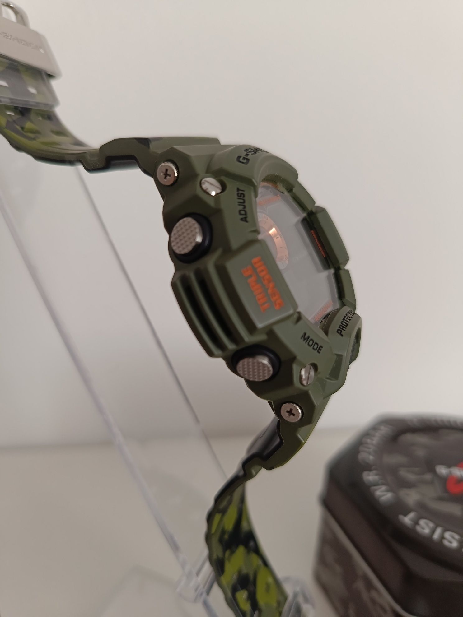 Zegarek Casio G-Shock GW-9400CMJ-3ER Rangeman: Man in Camouflage