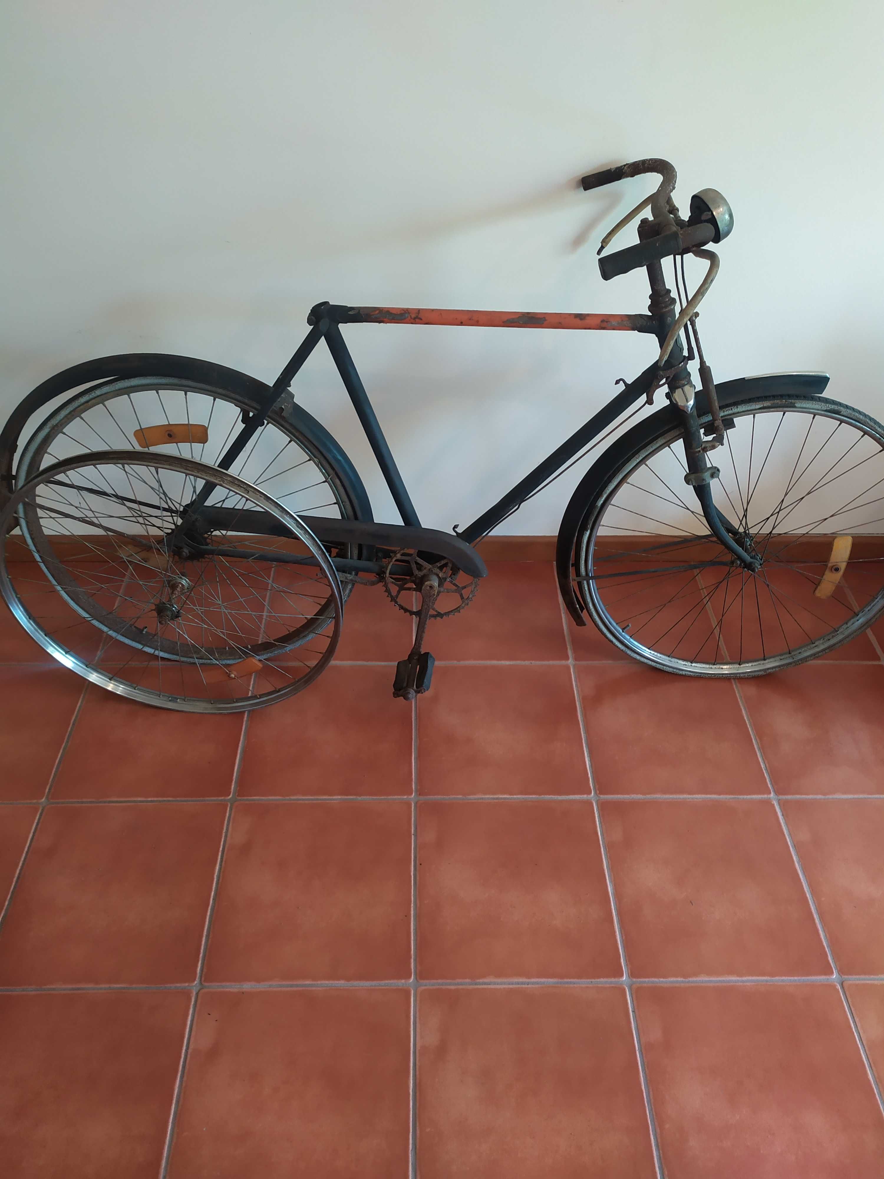 Bicicleta antiga