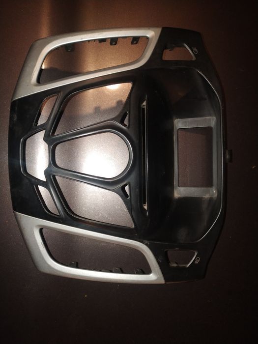 Рамка магнітоли (стандарт) Фокус 3