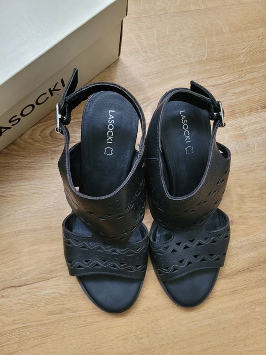 Sandały 38 Lasocki