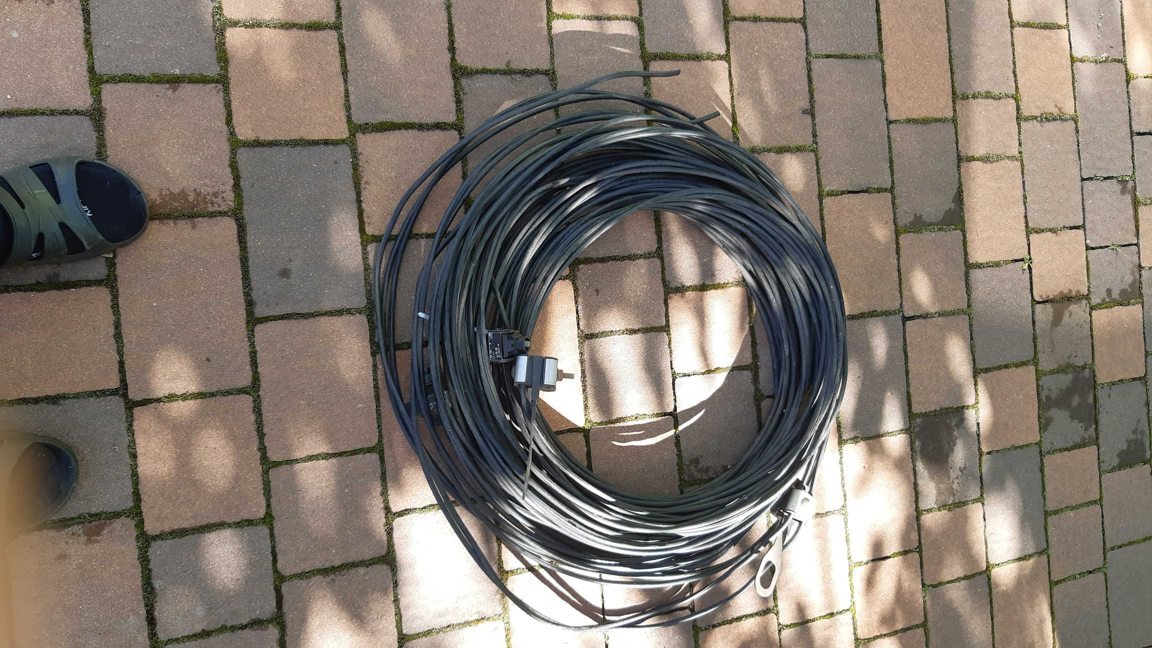Kabel, przewód zasilający do budynku