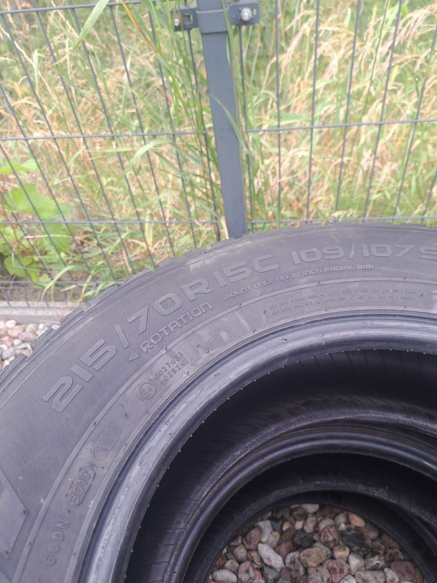 Opony Nokian 215/70/15C zimowe