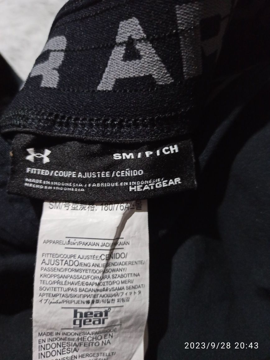 Under Armour (S) WG Woven Tapered спортивные штаны