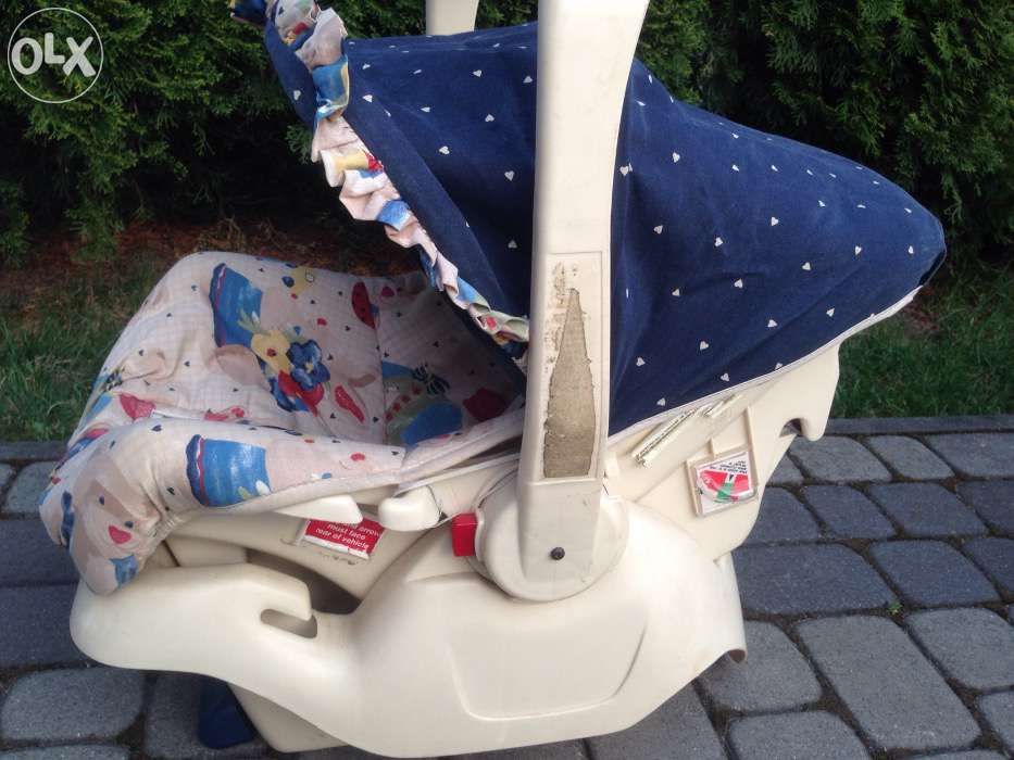 Fotelik samochodowy z funkcja kołyski