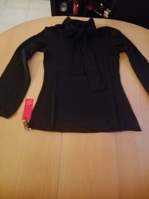 Vendo malha preta ch carolina herrera