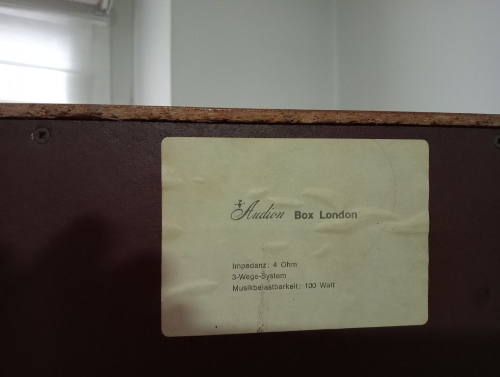 Kolumny box London audion