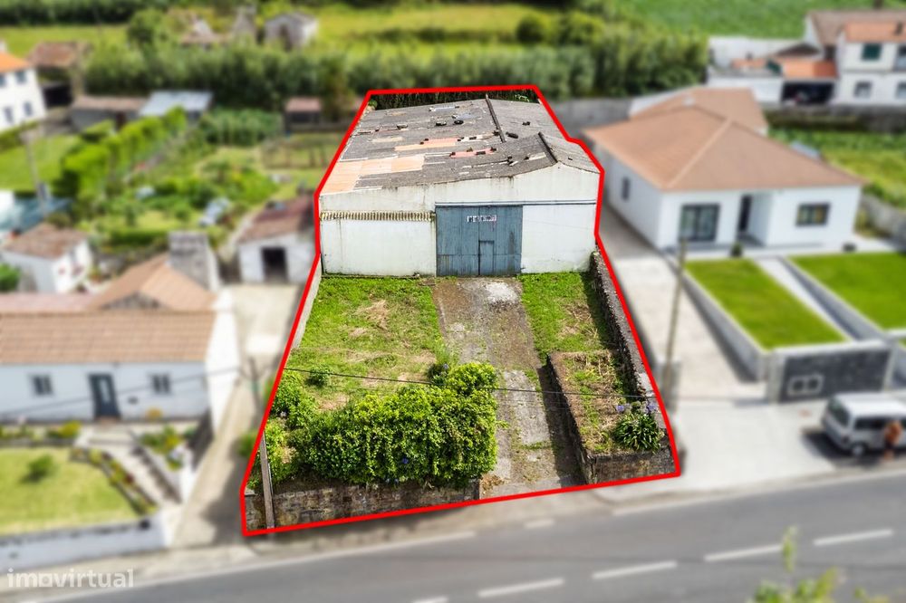 Armazém - Pilar da Bretanha