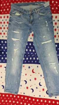 Безкоштовно джинсы Zara