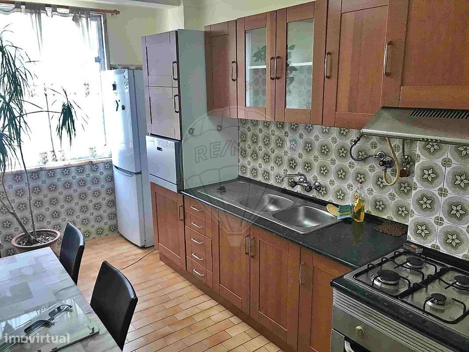 Apartamento T2 para arrendamento