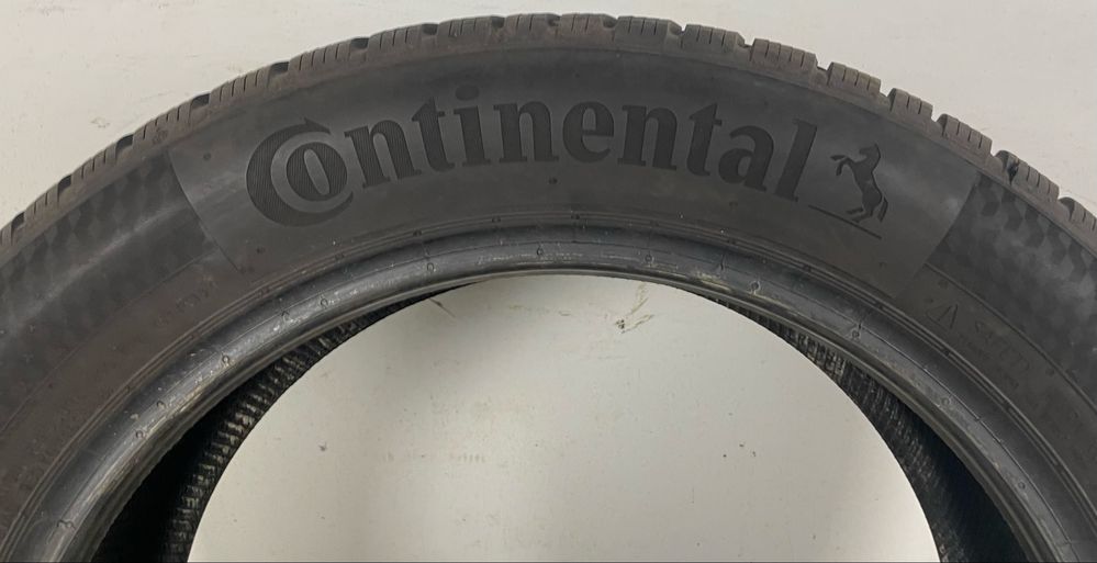 215/55R17 98V Continental WinterContact TS870P