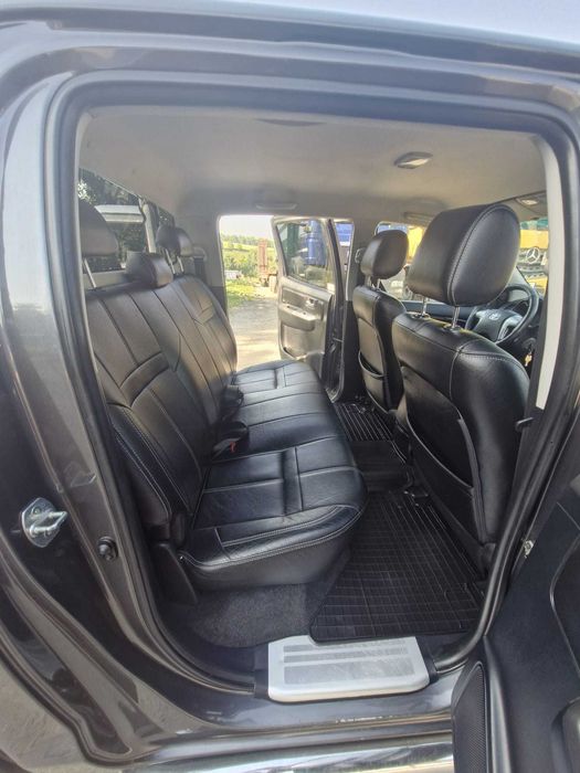 Toyota Hilux 3.0 D-4D Invincible
