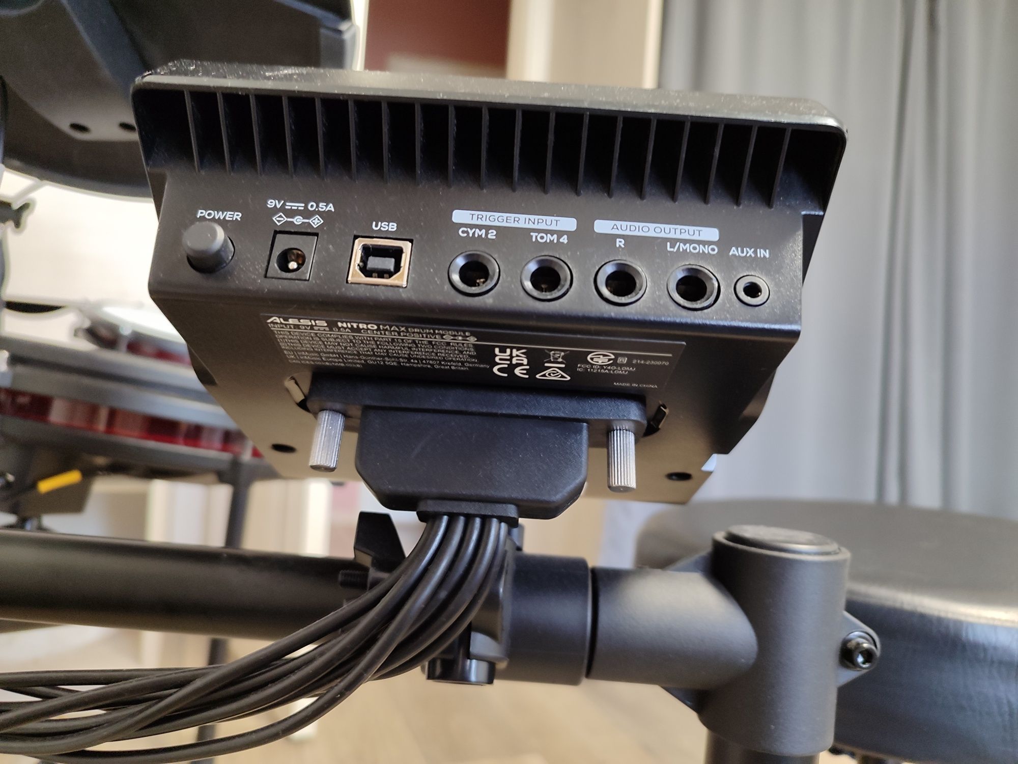 Електронна ударна установка Alesis Nitro Max Kit