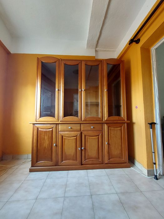 Móvel de loiça usado