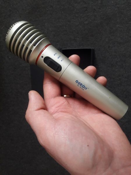 Караоке-микрофон универсальный / ODEON SD-310