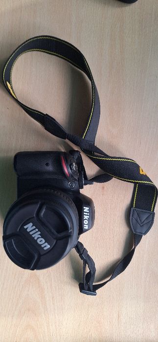 Nikon d 3200 como nova