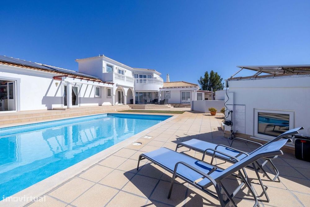 Moradia De Sonho T4 + Anexo, Garagem E Piscina Em Vila Do Bispo