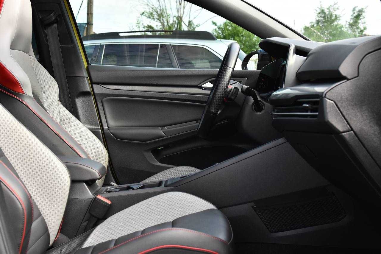Volkswagen Golf gti 2021 р. 2.0 turbo бензин (Перший внесок від 20%)