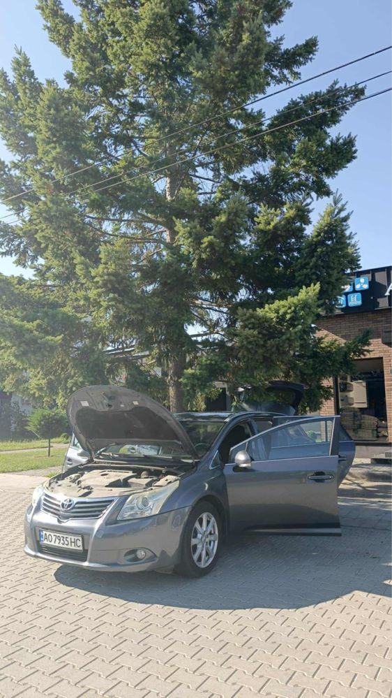 Toyota Avensis 2009