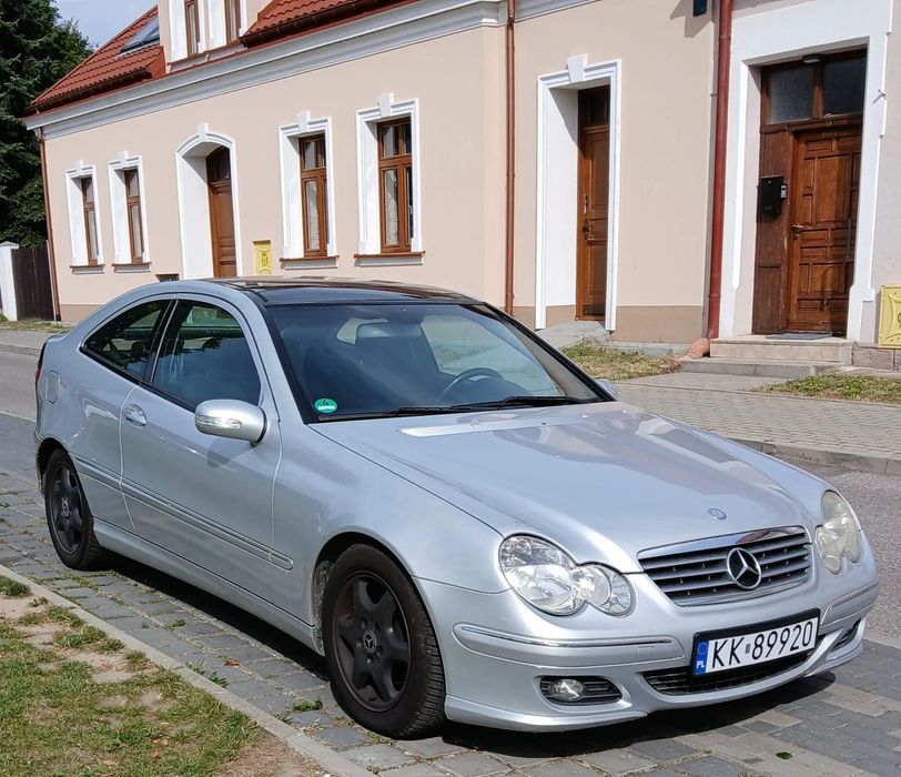 Mercedes-Benz Klasa C Auto W203 C klasa coupe po lifcie