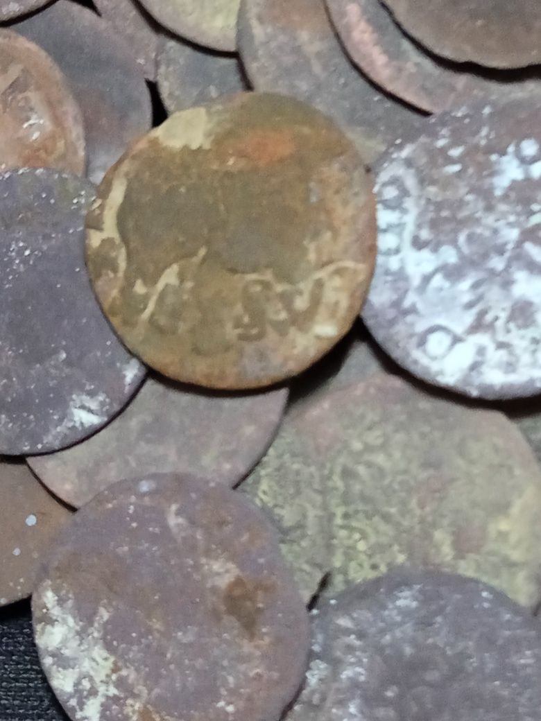 Монеты царские,160 солиды и 45 монеты царские копеные