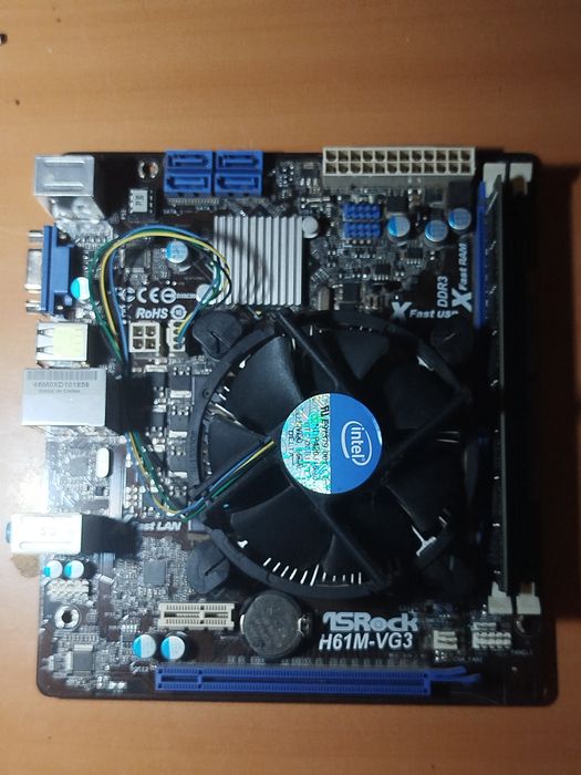 AsRock H61M-VG3 + Celeron 2,7 + Ram 8gb