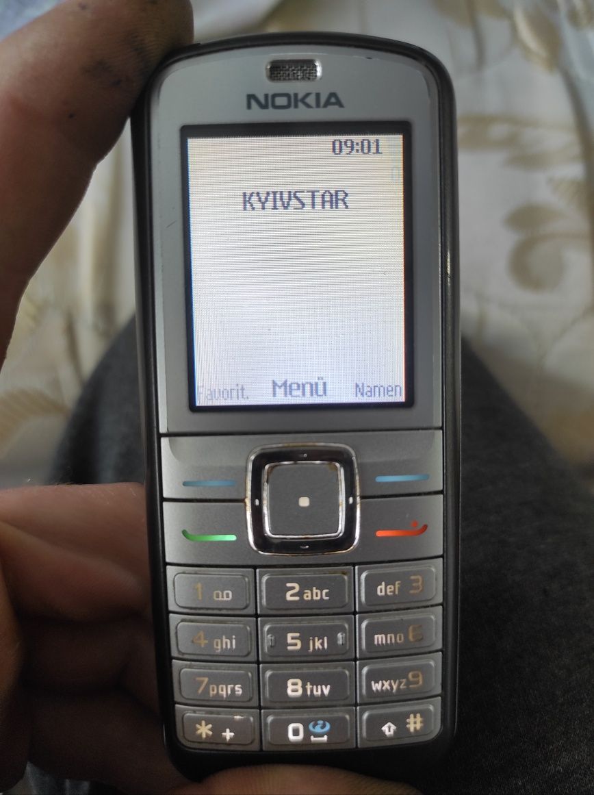 Телефон Nokia 6070