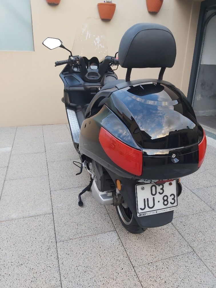 Jonway Js 125cc Maxi Scooter