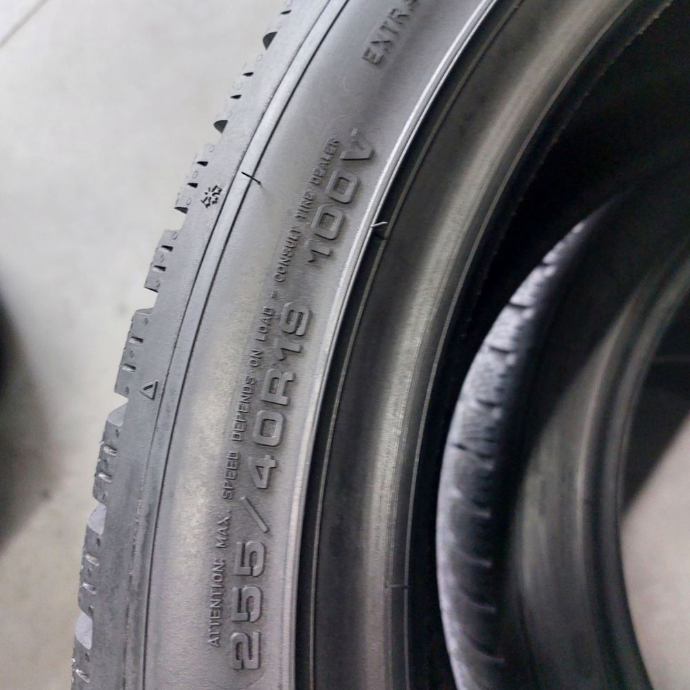 255/40/19 R19 Dunlop WinterSport 5 4шт нові зима