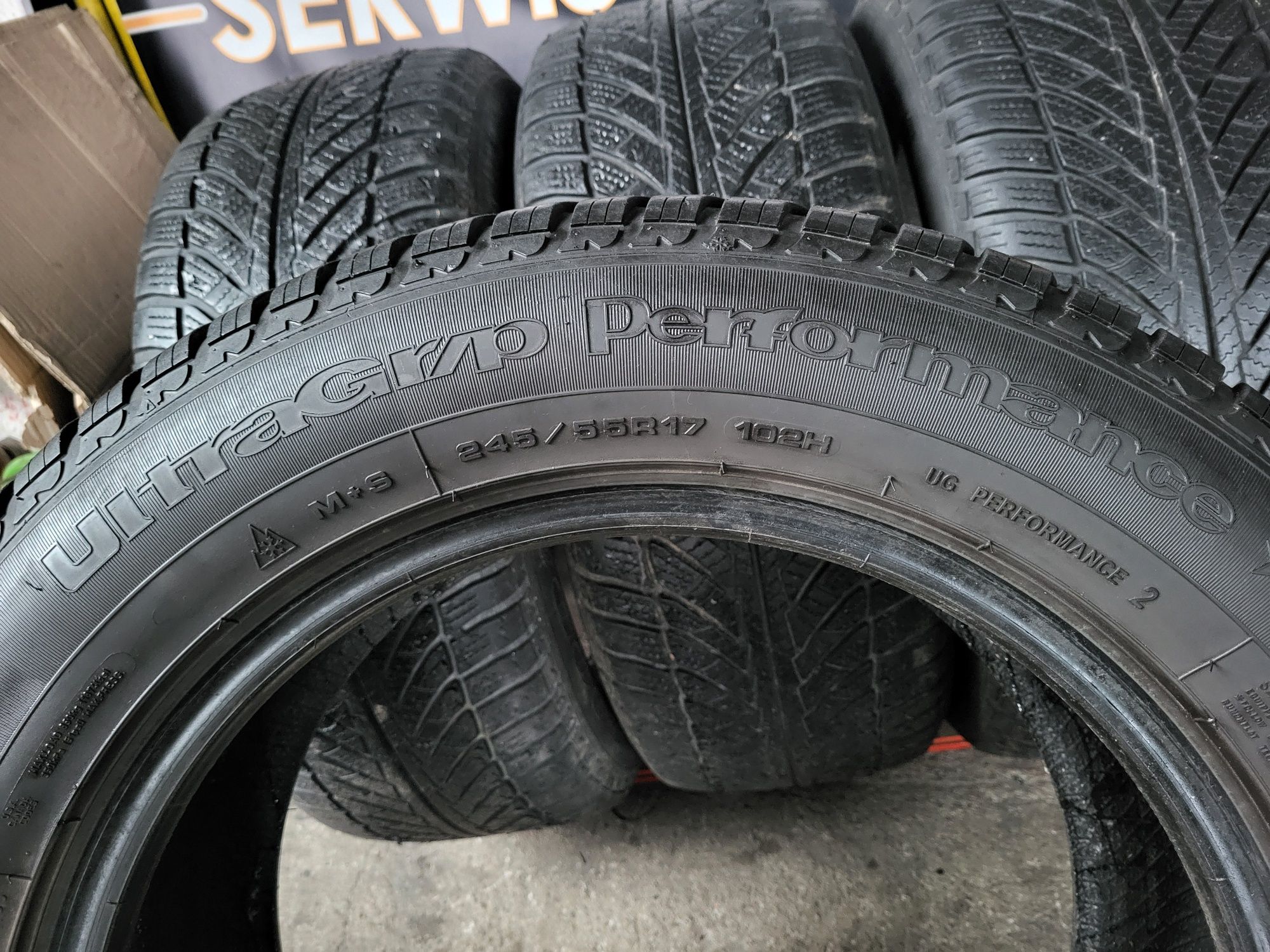 Opony zimowe 245/55/17 Goodyear RunFlat