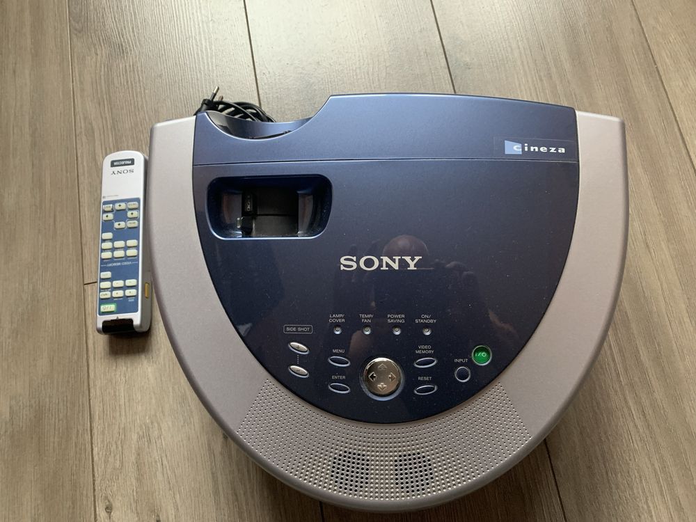 Projektor Sony Cineza VPL-HS1