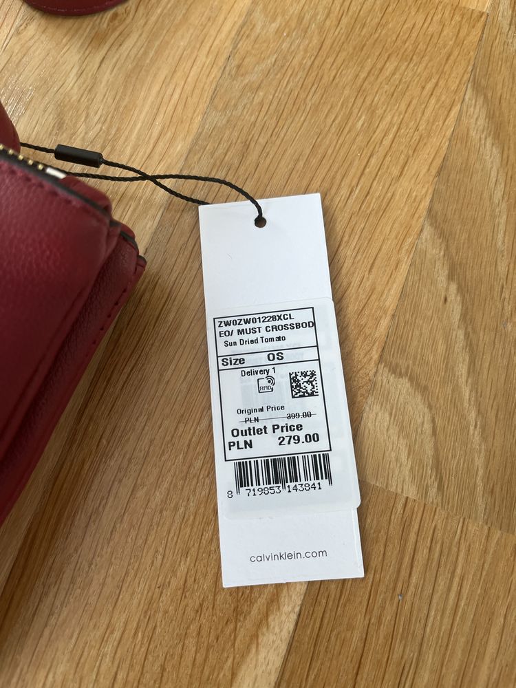 Torebka bordowa Calvin Klein listonoszka na ramię