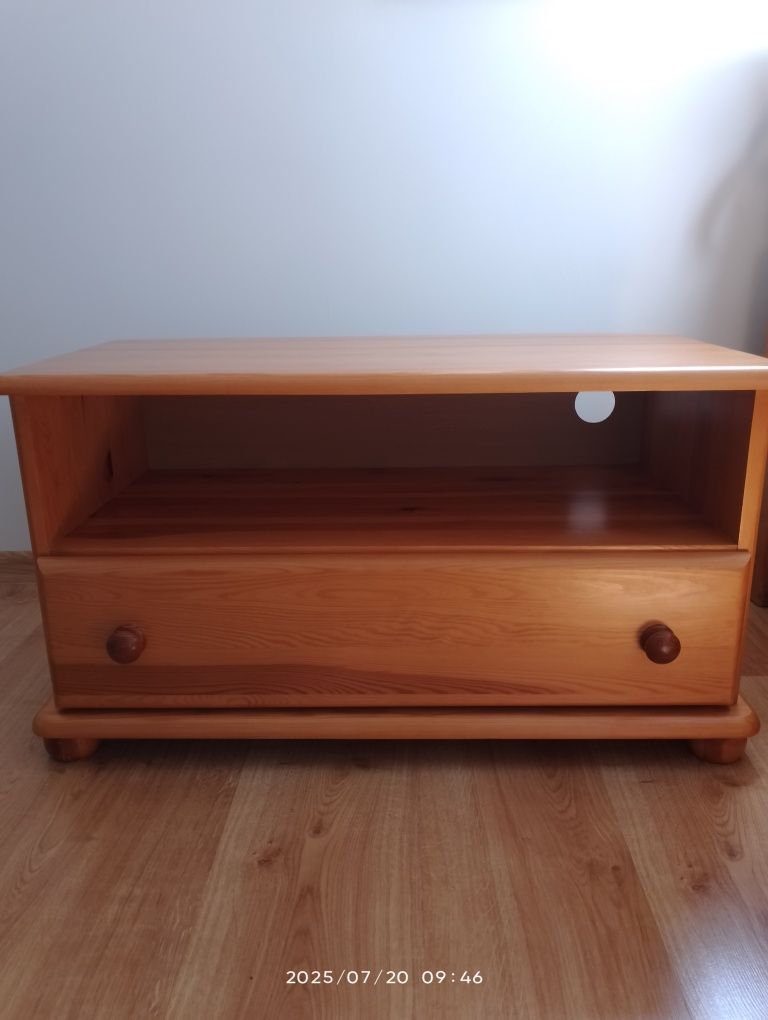 Szafka pod telewizor.Olcha lite drewno.