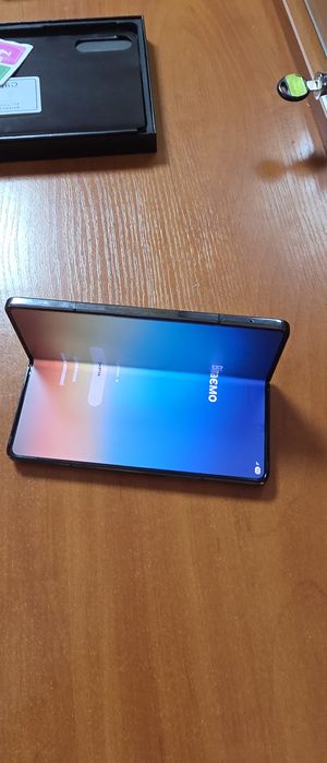 Samsung fold 5  продам