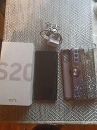 Samsung Galaxy S20FE-6/128-różowy-stsn bdb