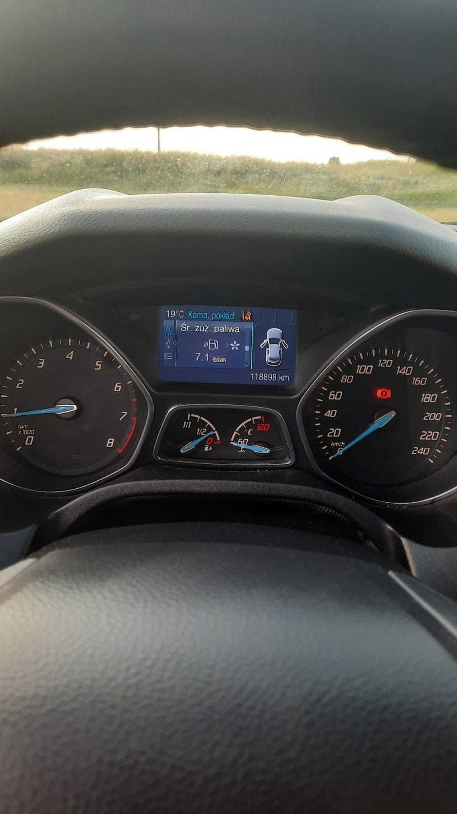 Ford Focus TITANIUM 1,6 ecobo, spr z Niemiec, stan super, 118tys przeb