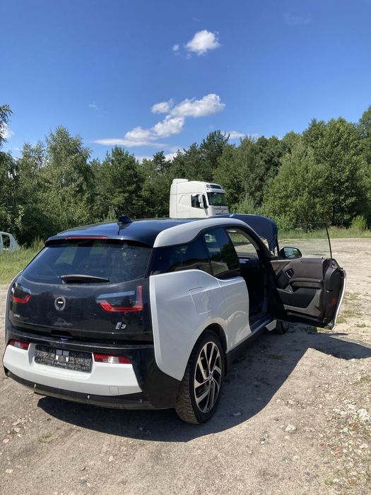Разборка bmw i3 запчастини бмв і3 фари бампер капот бмв і3